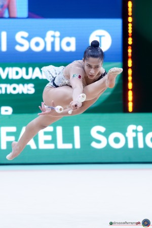 raffaeli sofia ita sfe09848 simone ferraro ph